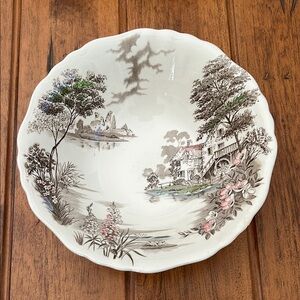 Olde Avon Dale J&G Meakin Bowl